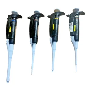 Gilson Pipetman Ultra Electronic Pipette Set